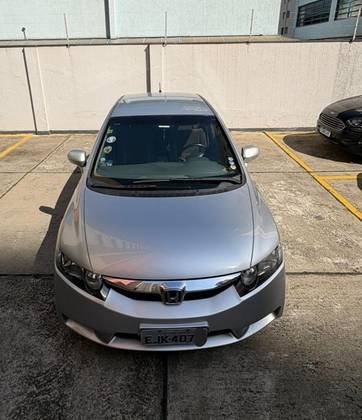 HONDA CIVIC 1.8 LXS 16V FLEX 4P MANUAL HONDA CIVIC 1.8 LXS 16V FLEX 4P MANUAL